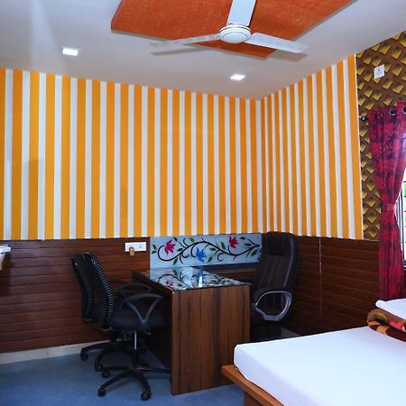 P P Lodging Pune Zewnętrze zdjęcie