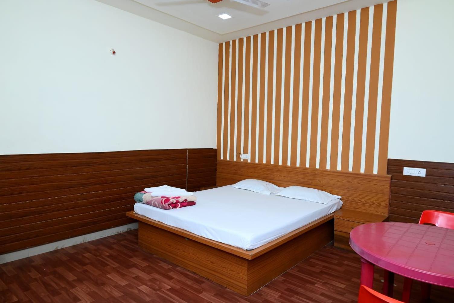P P Lodging Pune Zewnętrze zdjęcie