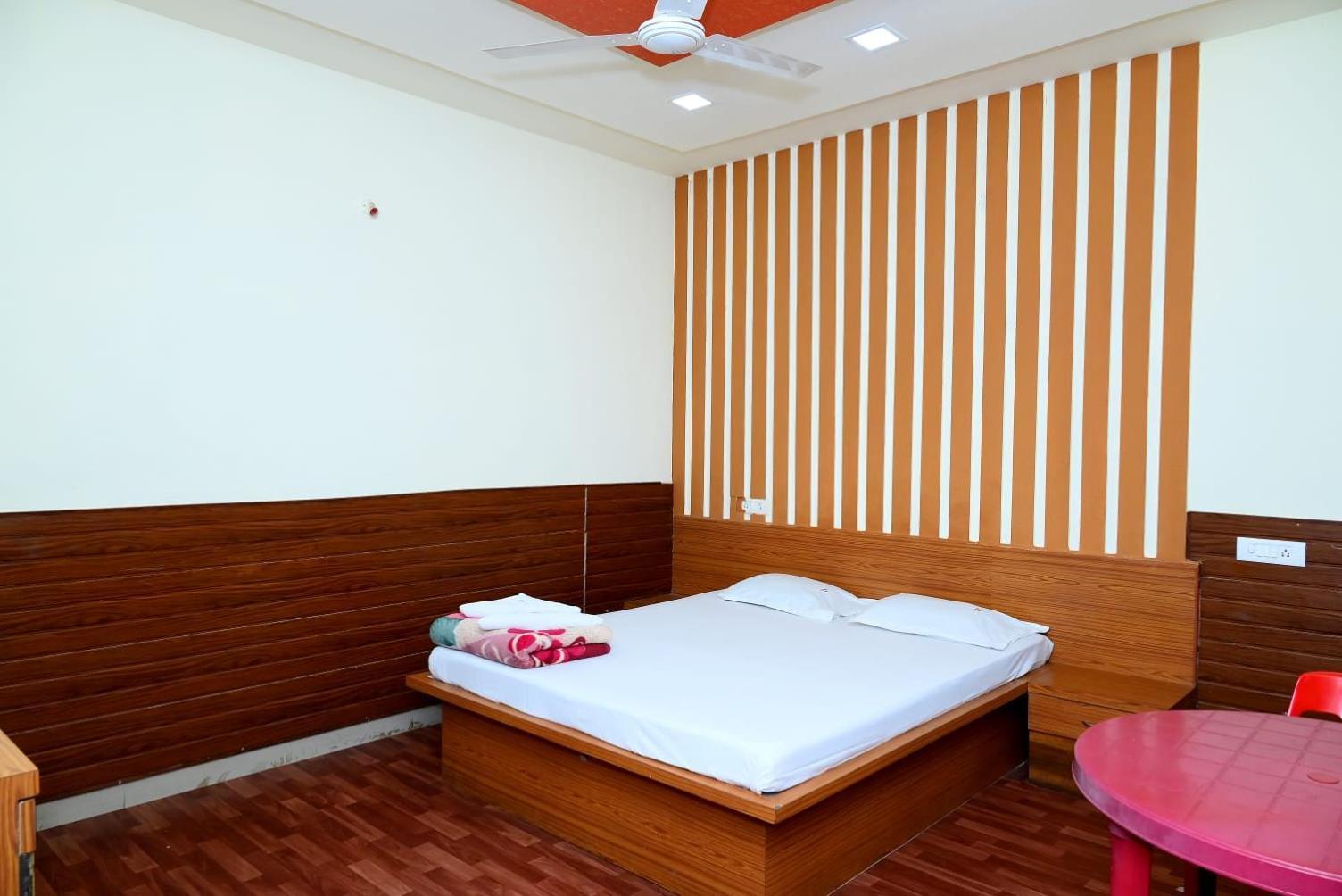 P P Lodging Pune Zewnętrze zdjęcie